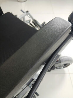 Xe lăn điện ngả thành giường tiện lợi NIKITA XLD-W506